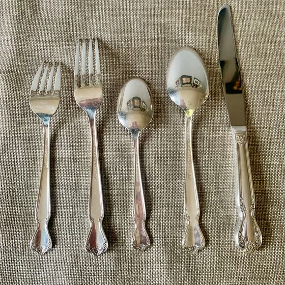 Rogers & Bros DAYBREAK ELEGANT LADY 5 Piece Place Setting Flatware Silverplated - Picture 10 of 13